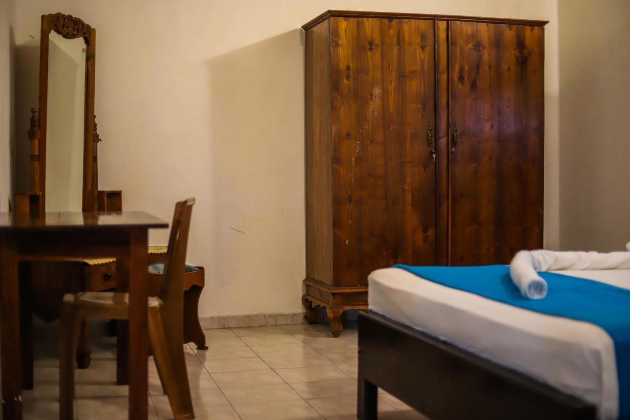 Ocean Glory Hotel Ettukala Екстериор снимка