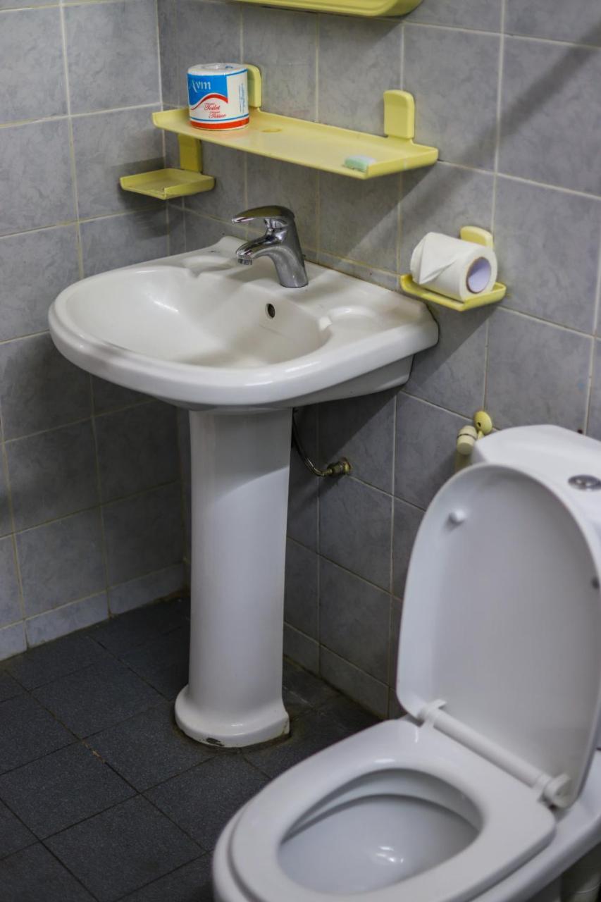 Ocean Glory Hotel Ettukala Екстериор снимка